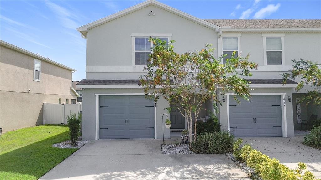 2935 FIELDWOOD CIRCLE