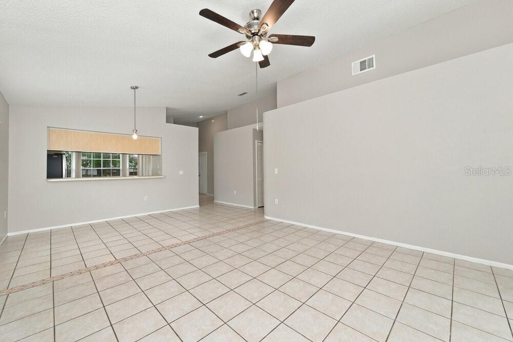 977 EAGLES FORREST DRIVE, APOPKA, FL — photo 3 of 16
