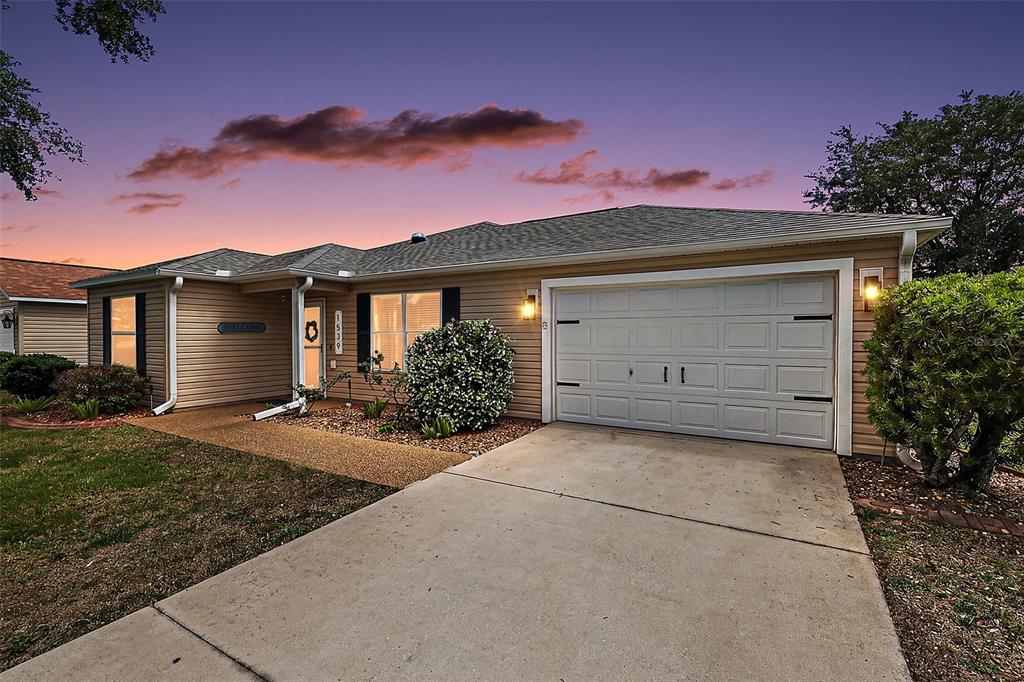 1539 HOLLYBERRY PLACE