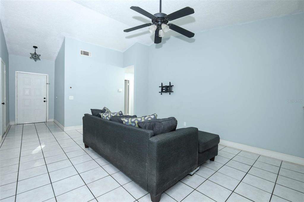 148 SABAL PALM COURT, SANFORD, FL — photo 4 of 30