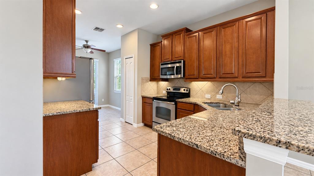 5209 ALLIGATOR FLAG LANE, ORLANDO, FL — photo 4 of 26