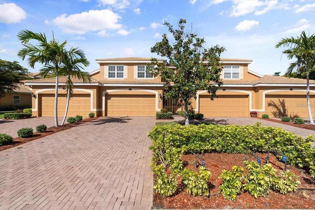 416 WINDING BROOK LANE UNIT 102