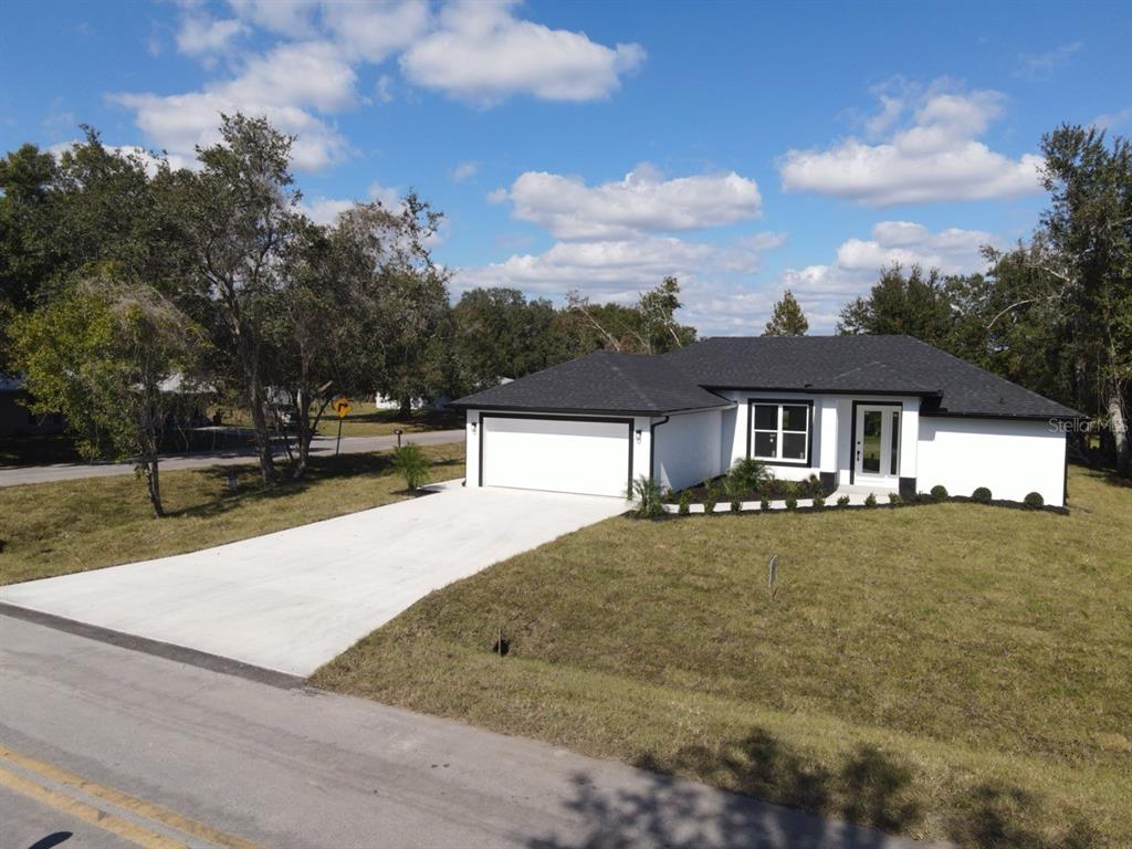 1452 NE LEE DRIVE