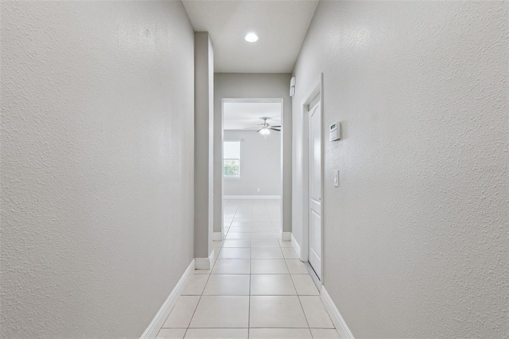 3719 CRAWLEY DOWN LOOP, SANFORD, FL — photo 4 of 30