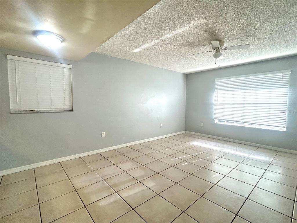 32813 RADIO ROAD, LEESBURG, FL — photo 3 of 9