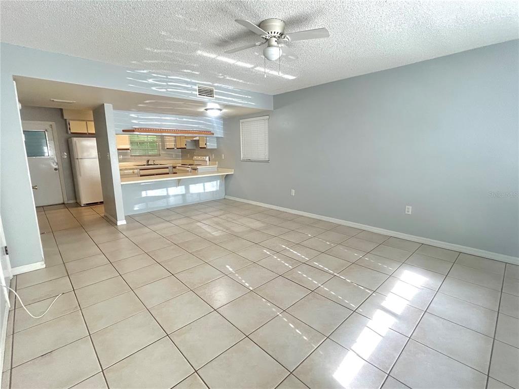 32813 RADIO ROAD, LEESBURG, FL — photo 4 of 9