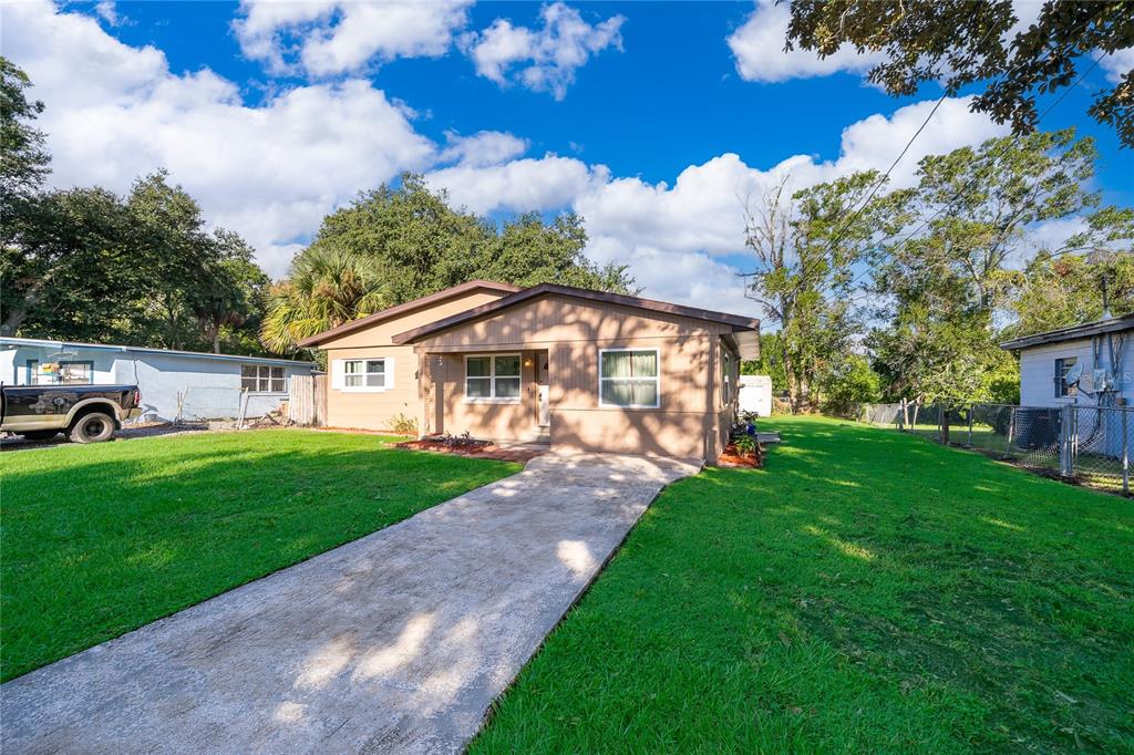 168 COUNTRY CLUB CIRCLE, SANFORD, FL — photo 2 of 18