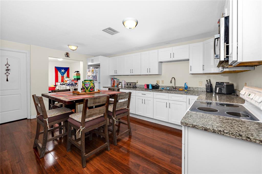 332 ACROPOLIS DRIVE, DUNEDIN, FL — photo 4 of 30