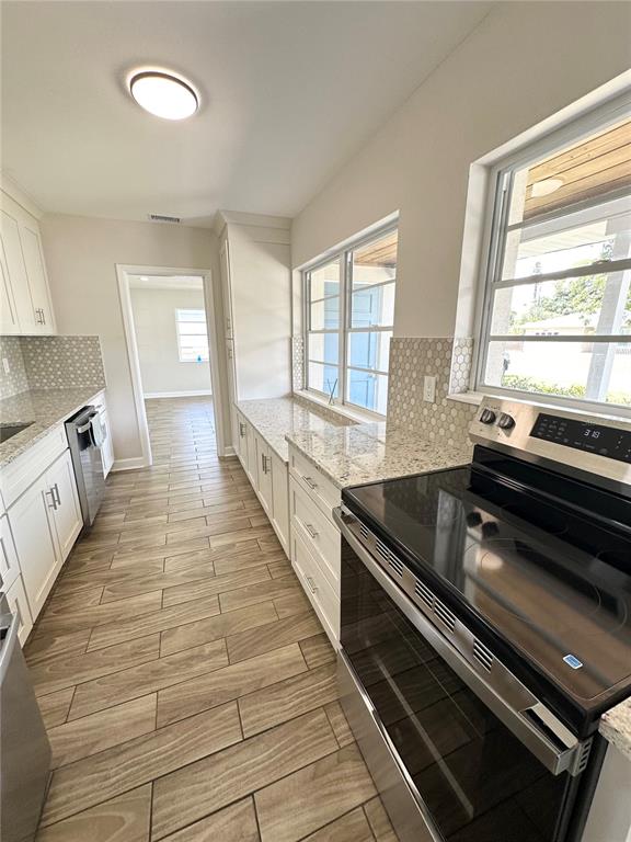 3101 13TH AVENUE W, BRADENTON, FL — photo 4 of 23