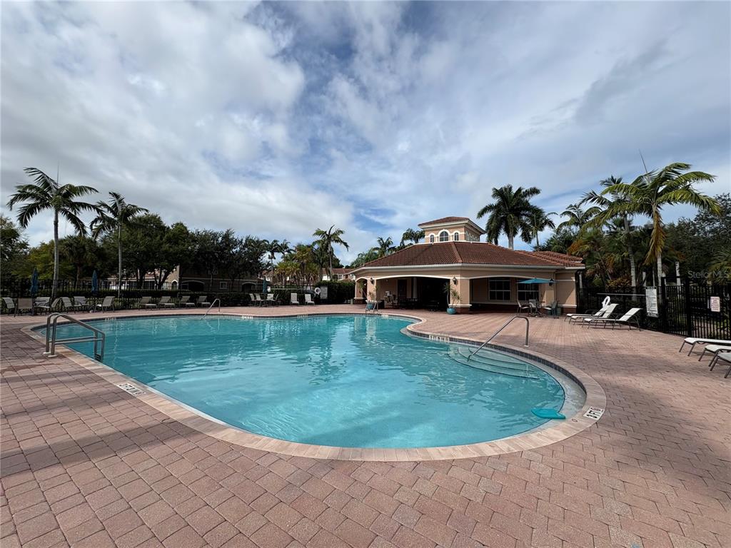 17533 LAUREL GROVE COURT, FORT MYERS, FL — photo 3 of 30