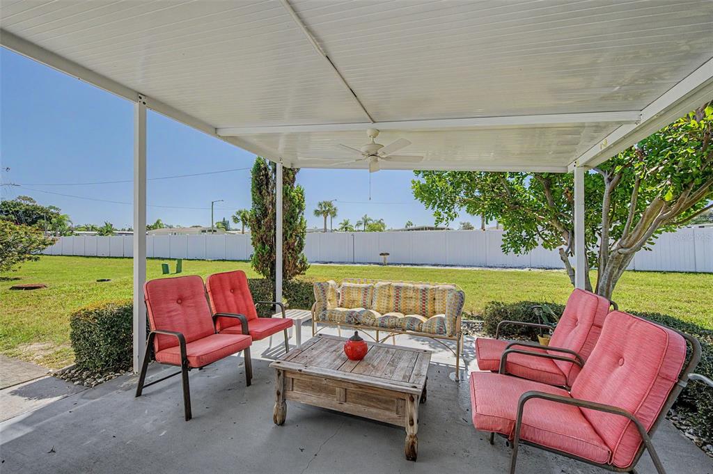 18 DRURY LANE, TARPON SPRINGS, FL — photo 3 of 84