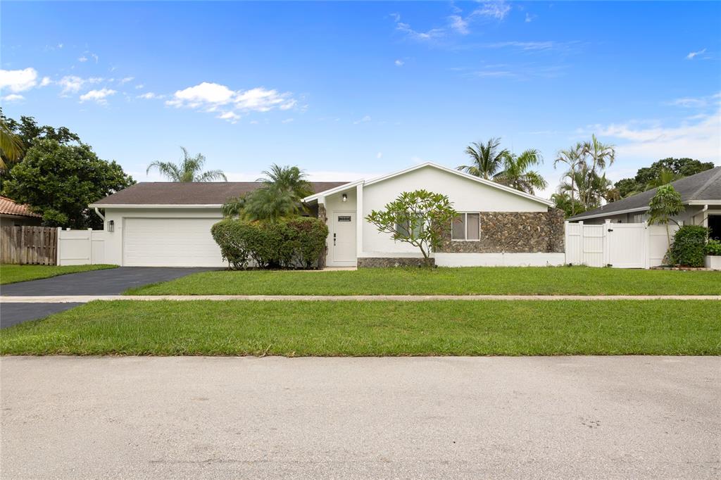 20847 SUGARLOAF LANE
