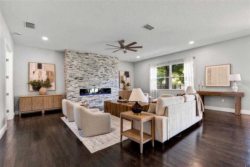 3709 W DALE AVENUE, TAMPA, FL — photo 5 of 30