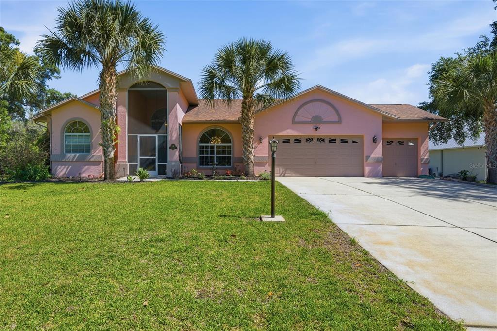 8204 E FAIRWAY LOOP