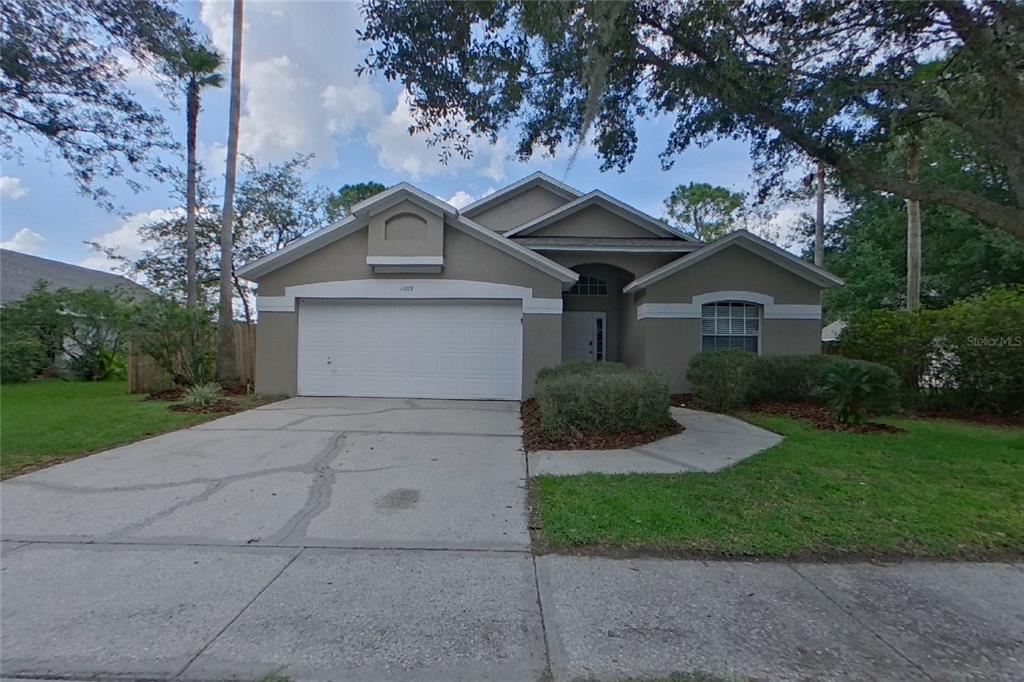 13809 RIVERPATH GROVE DRIVE
