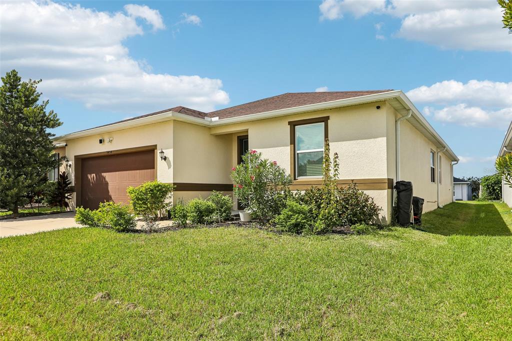 9454 SANDERS PARK PLACE, SEFFNER, FL — photo 2 of 48
