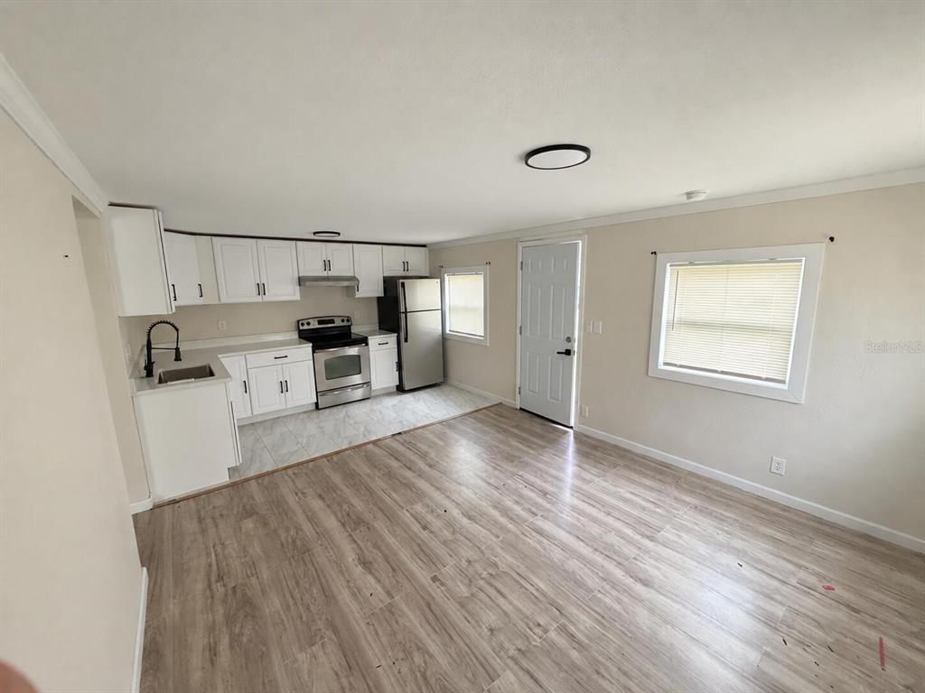 617 PLATEAU AVENUE, LAKELAND, FL — photo 3 of 12