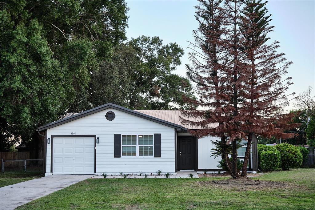 1240 WINDWAY CIRCLE