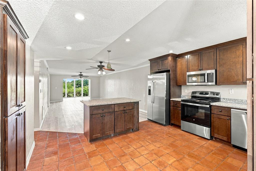 4601 CHANCELLOR STREET NE UNIT 143, ST PETERSBURG, FL — photo 5 of 30