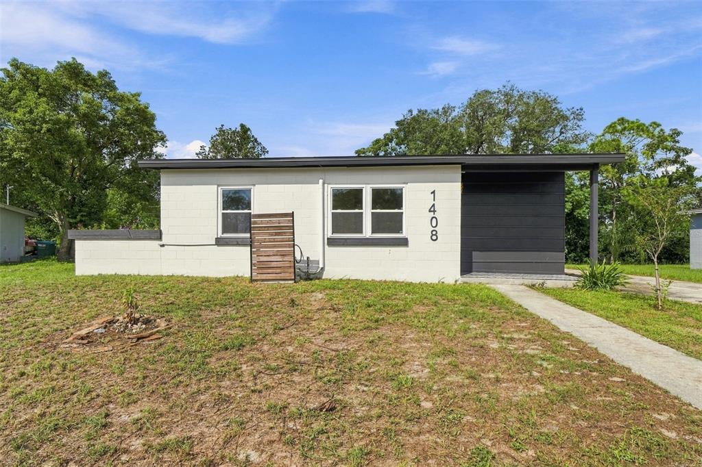 1408 W WELLINGTON DRIVE