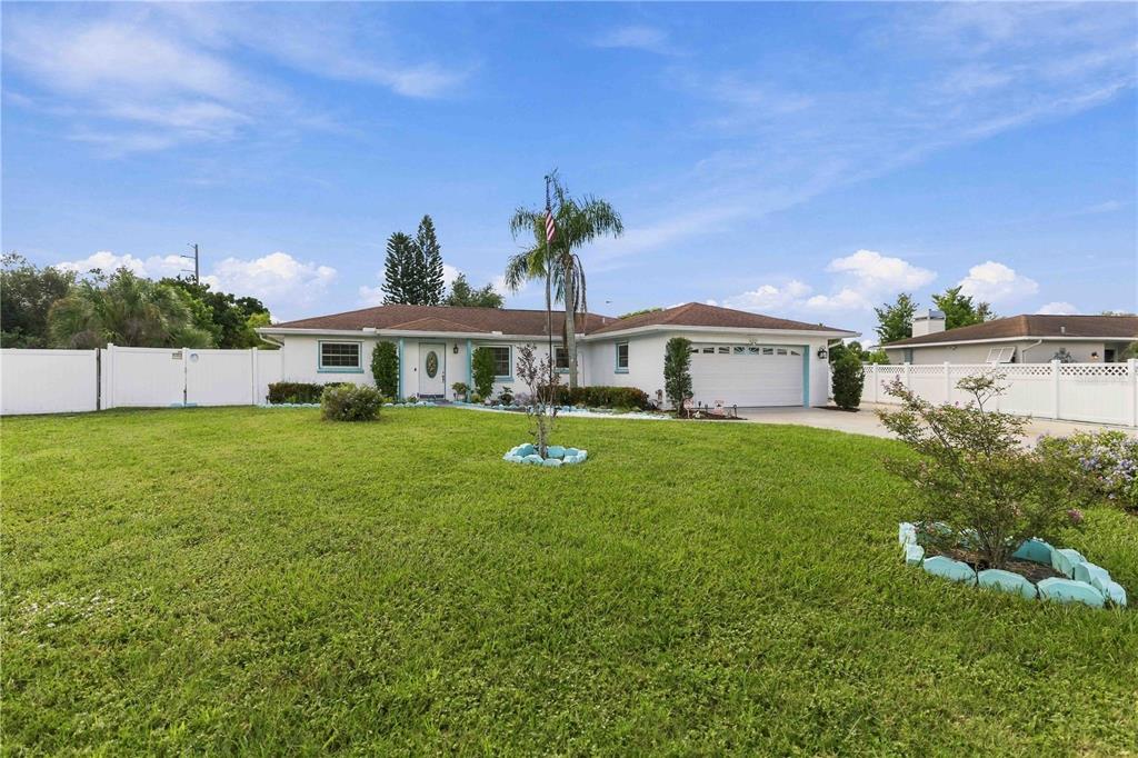 7221 8TH AVENUE LOOP W, BRADENTON, FL — photo 2 of 30