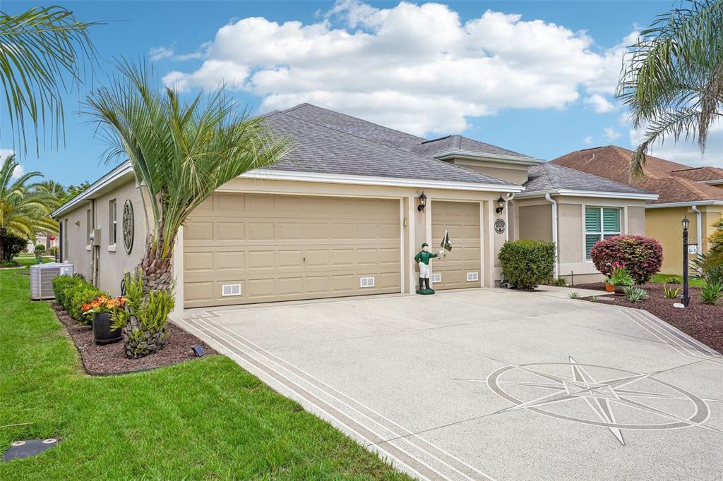 857 ENISGROVE WAY, THE VILLAGES, FL — photo 4 of 30