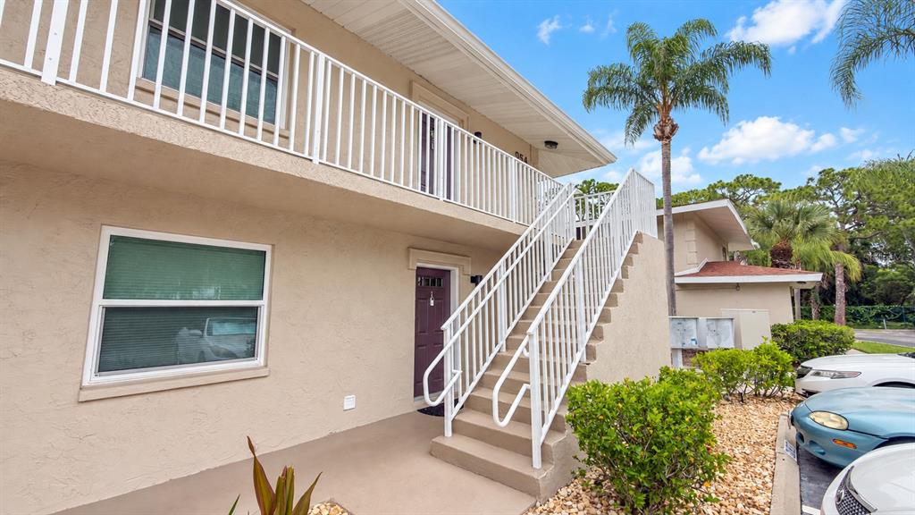 954 LA COSTA CIRCLE UNIT 1, SARASOTA, FL — photo 2 of 30