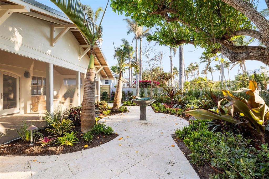 350 GILCHRIST AVENUE, BOCA GRANDE, FL — photo 4 of 30