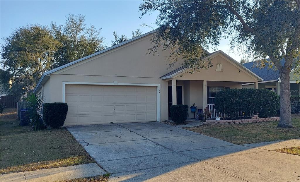 1124 BLUEGRASS DRIVE