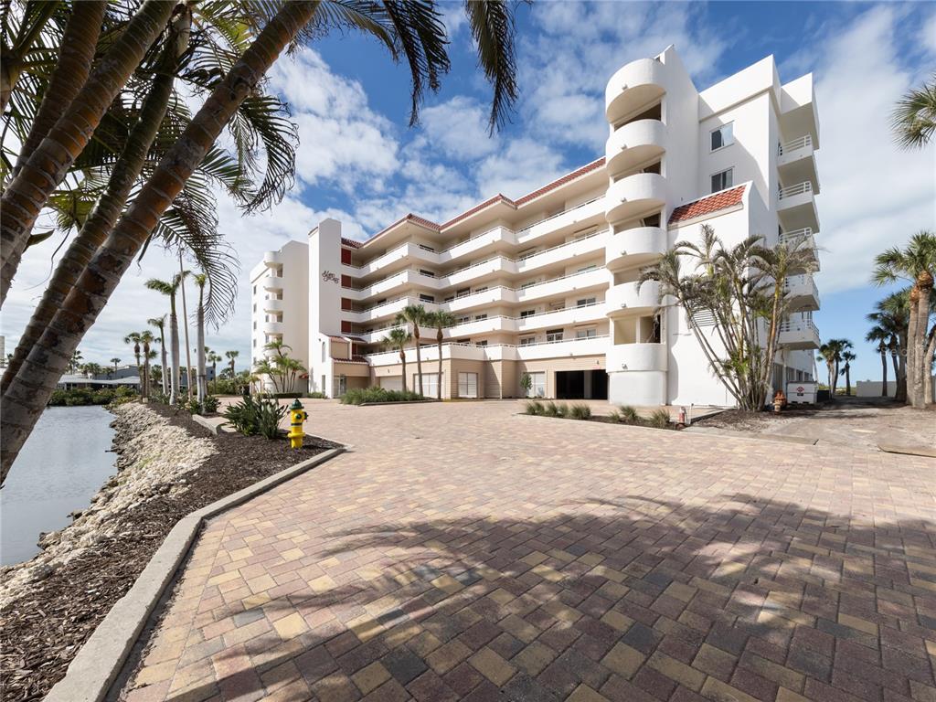 550 W FLAMINGO DRIVE UNIT 301