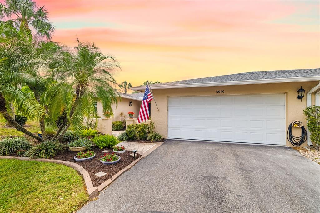 6940 W COUNTRY CLUB DRIVE N UNIT V-77
