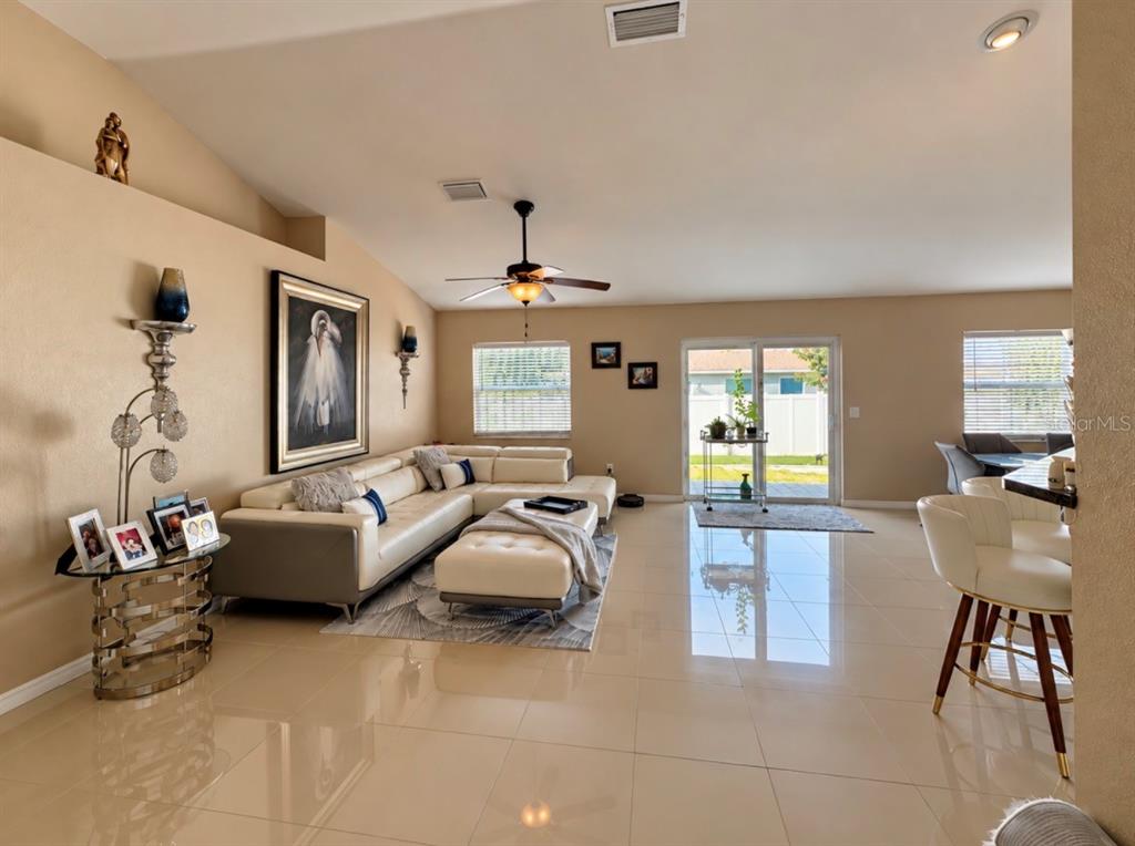 4915 SW 99TH PLACE, OCALA, FL — photo 5 of 23