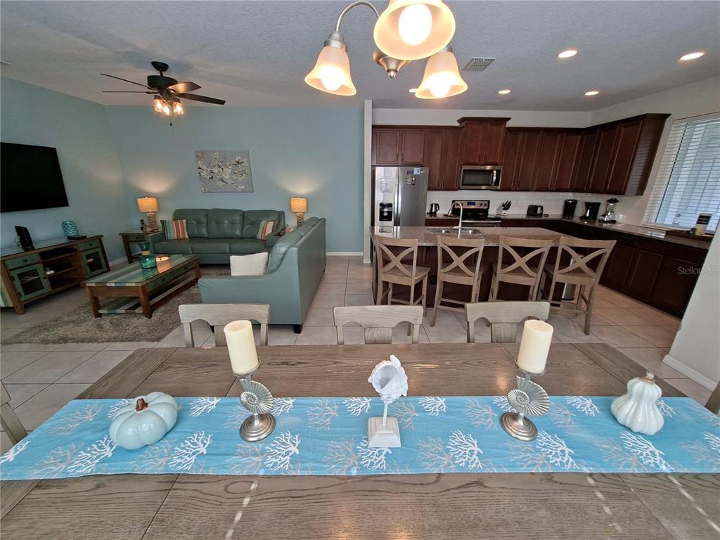 1586 CAREY PALM CIRCLE, KISSIMMEE, FL — photo 5 of 39