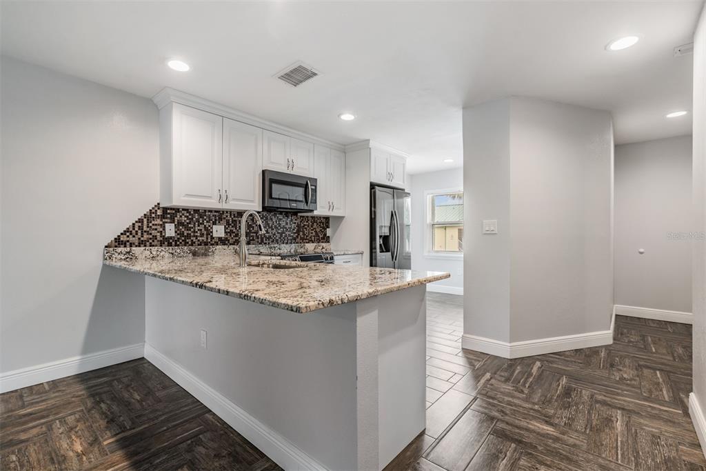 6125 113TH STREET UNIT 514, SEMINOLE, FL — photo 4 of 30