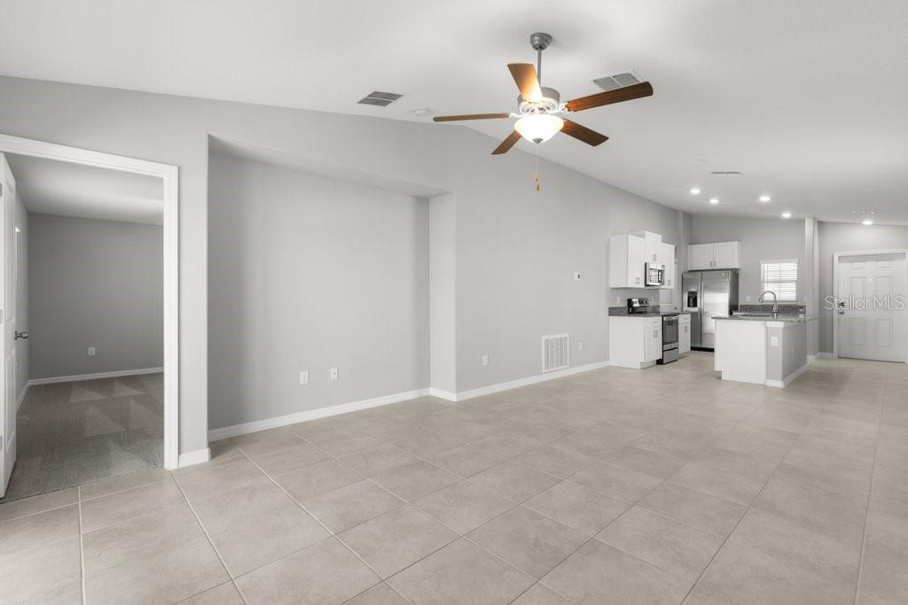 7110 AMELIA COVE COURT, SUN CITY CENTER, FL — photo 2 of 26