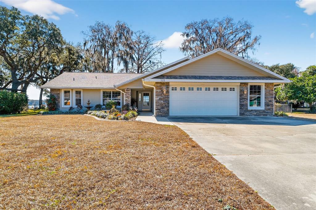 115 S HUNTING LODGE DRIVE