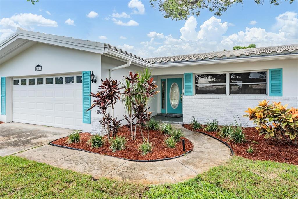 8409 BOULDER PLACE