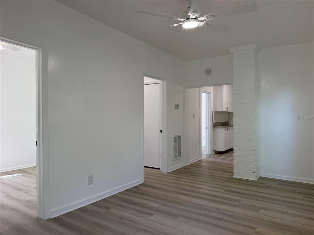 8316 N KLONDYKE STREET, TAMPA, FL — photo 3 of 14