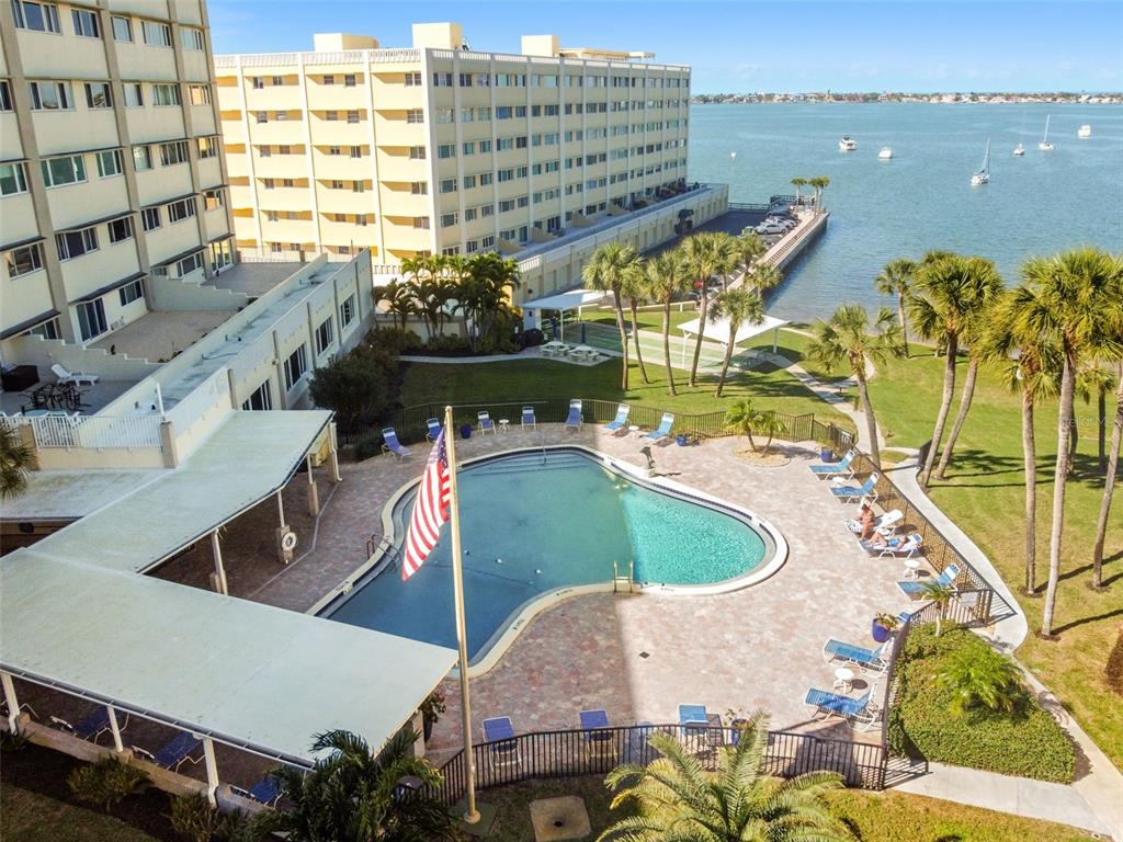 100 BLUFF VIEW DRIVE UNIT 607A