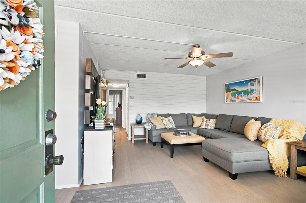 11620 PARK BOULEVARD UNIT 203, SEMINOLE, FL — photo 3 of 30