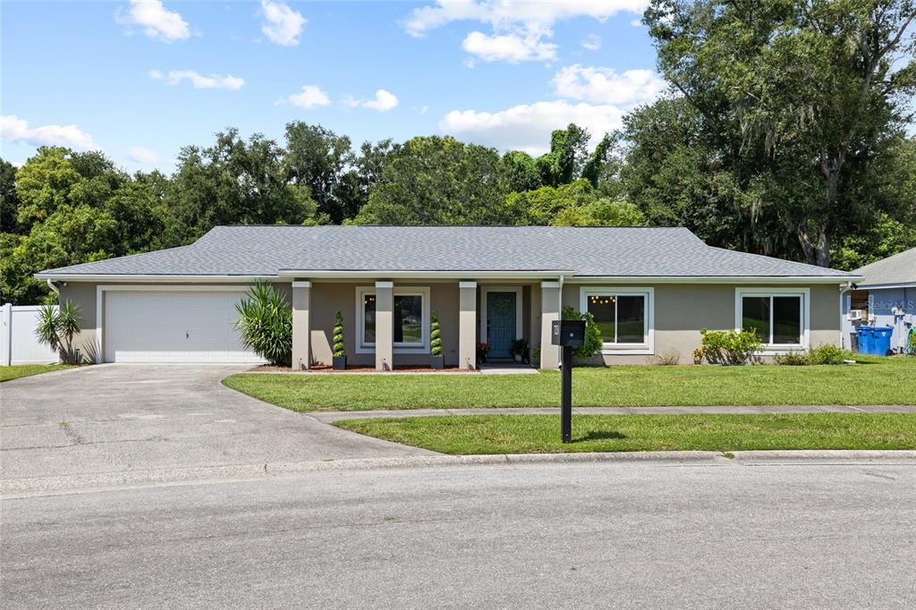 7231 WOODBROOK DRIVE, TAMPA, FL — photo 2 of 30