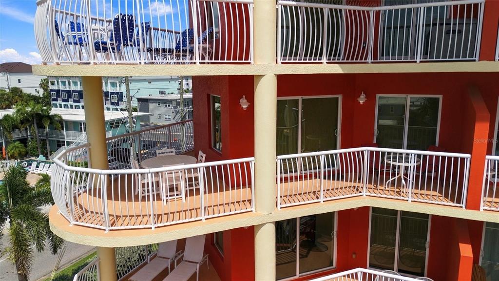 11605 GULF BOULEVARD UNIT 408, TREASURE ISLAND, FL — photo 2 of 73