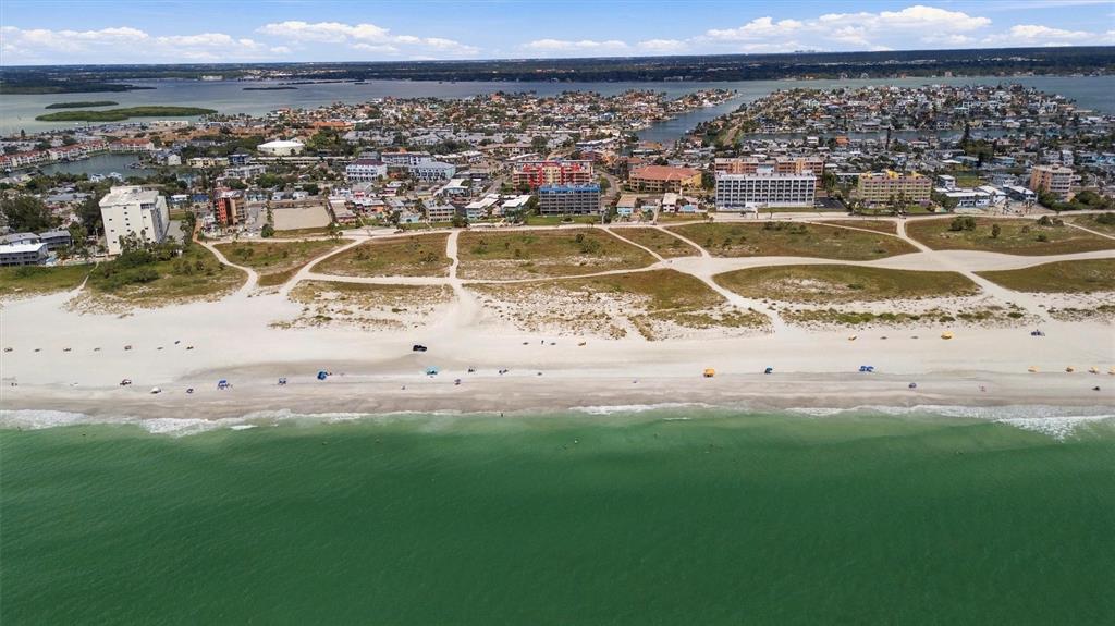 11605 GULF BOULEVARD UNIT 408, TREASURE ISLAND, FL — photo 3 of 73