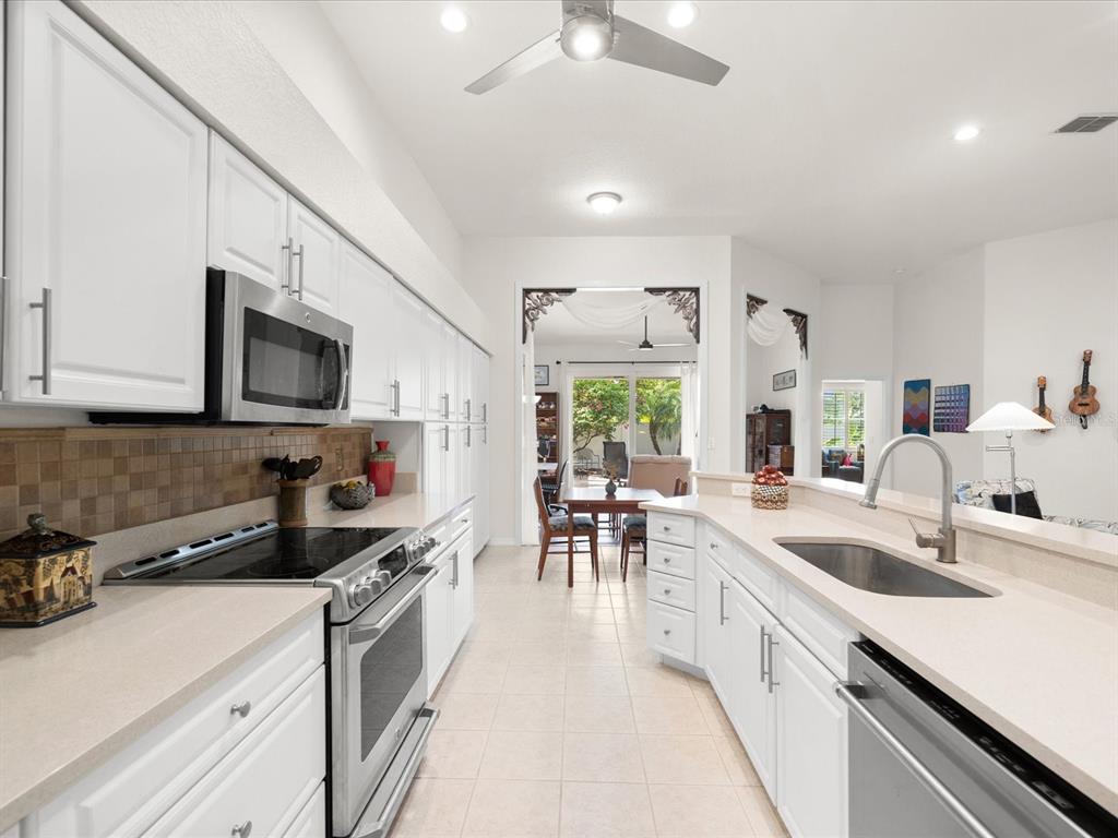 1101 HALEY LANE, DUNEDIN, FL — photo 3 of 30