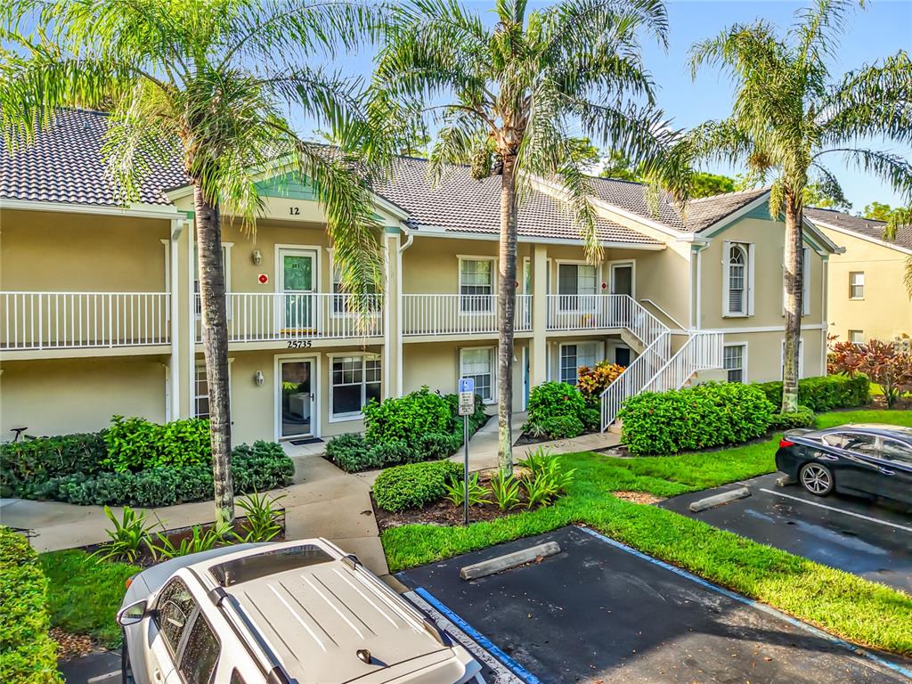25735 LAKE AMELIA WAY UNIT 103