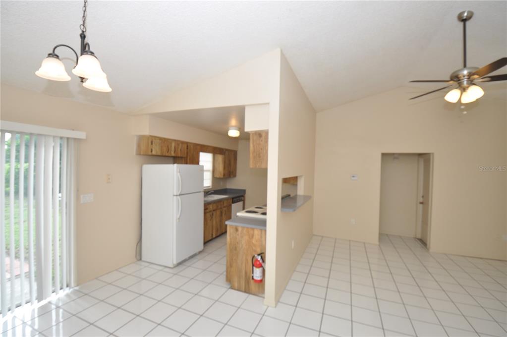 828 CINNAMON DRIVE E, WINTER HAVEN, FL — photo 5 of 19