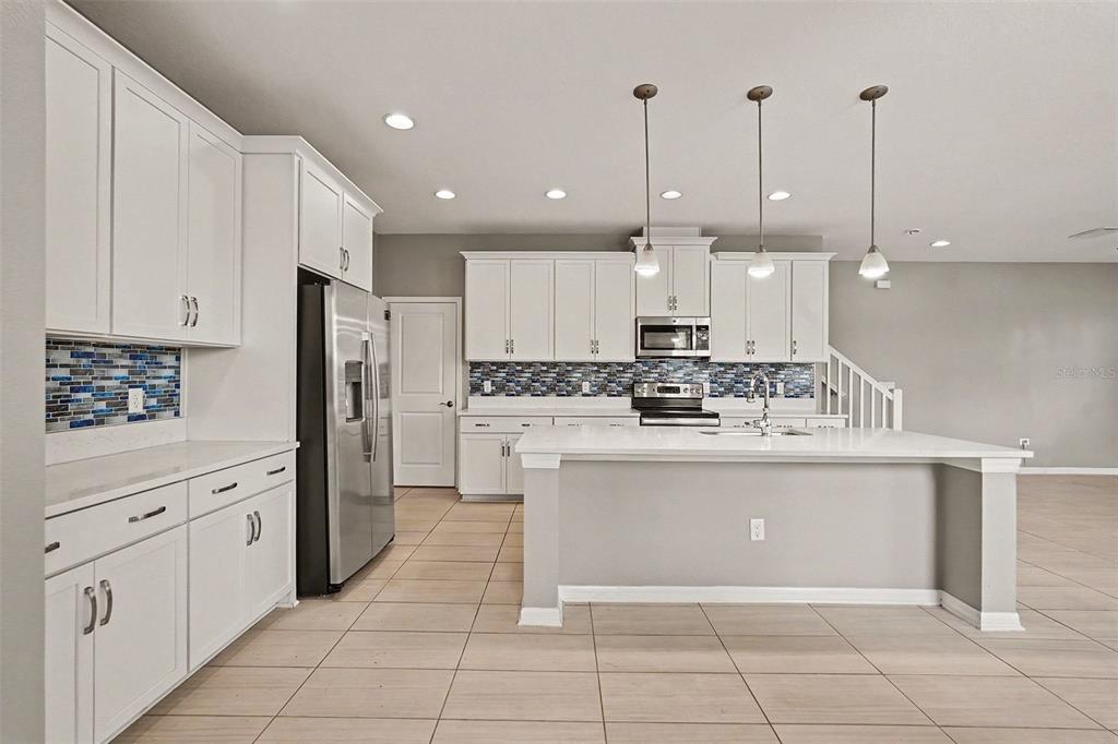 29967 SOUTHWELL LANE, WESLEY CHAPEL, FL — photo 2 of 30