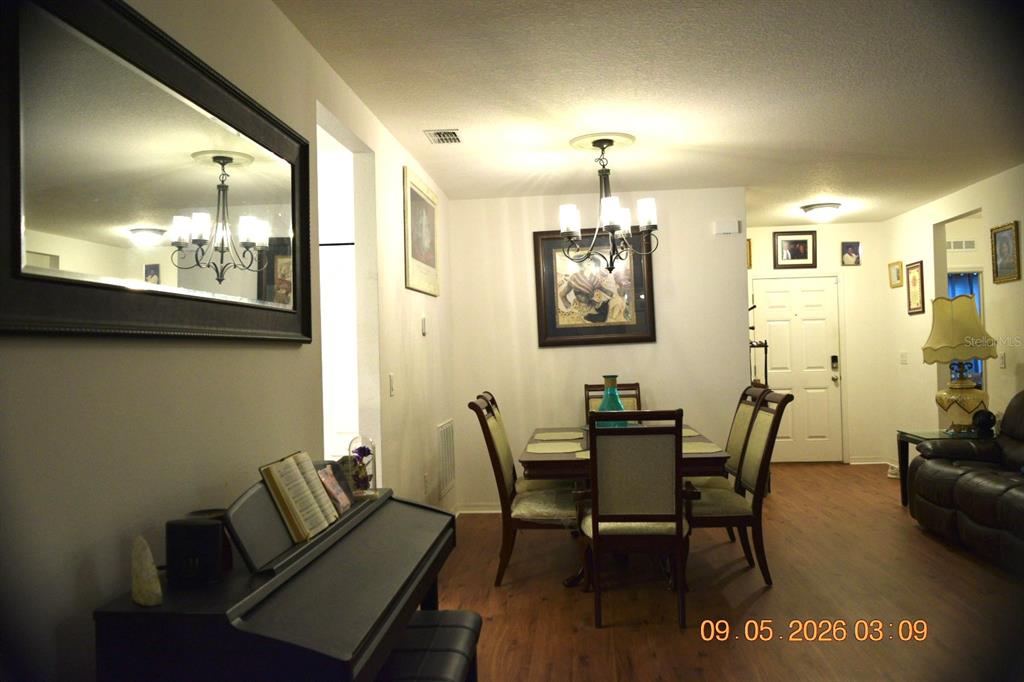 139 W FIESTA KEY LOOP W, DELAND, FL — photo 3 of 10