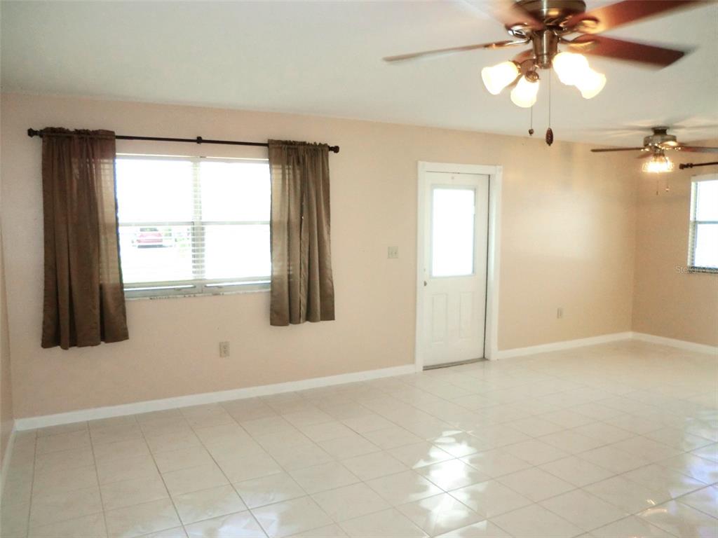 206 ANDOVER PLACE N UNIT 77, SUN CITY CENTER, FL — photo 4 of 30