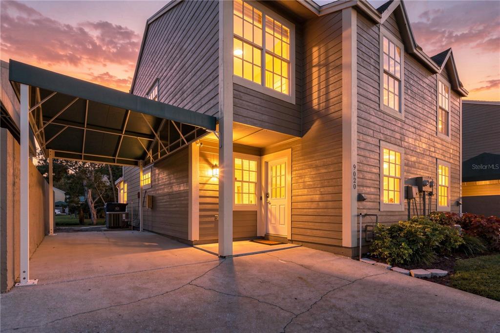 9020 LAKE PLACE LANE UNIT 9020, TAMPA, FL — photo 2 of 30